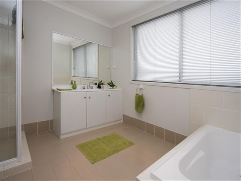 31 Peppermint Drive, Worrigee NSW 2540