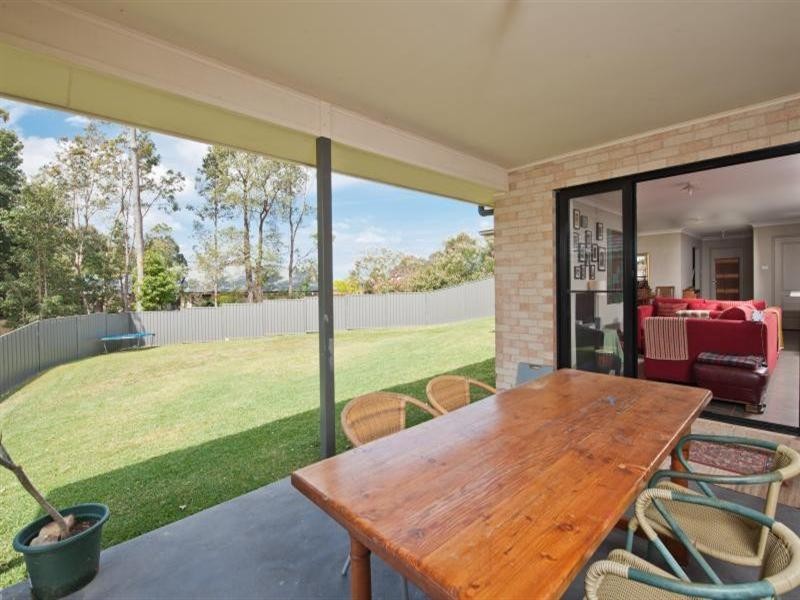 97 Jasmine Drive, Bomaderry NSW 2541