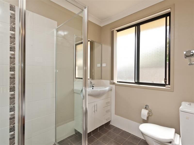 97 Jasmine Drive, Bomaderry NSW 2541