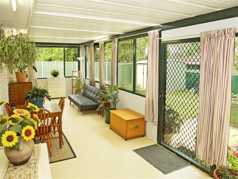 5 Allison Avenue, Nowra NSW 2541