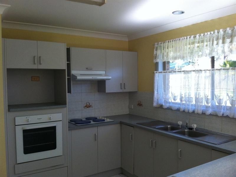 17 Depot Road, Nowra NSW 2541