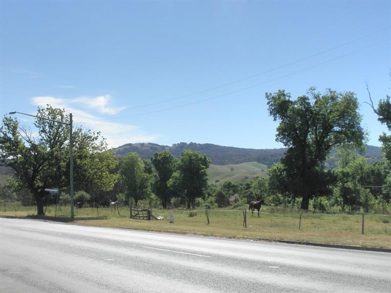 Adelong Road, Tumut NSW 2720