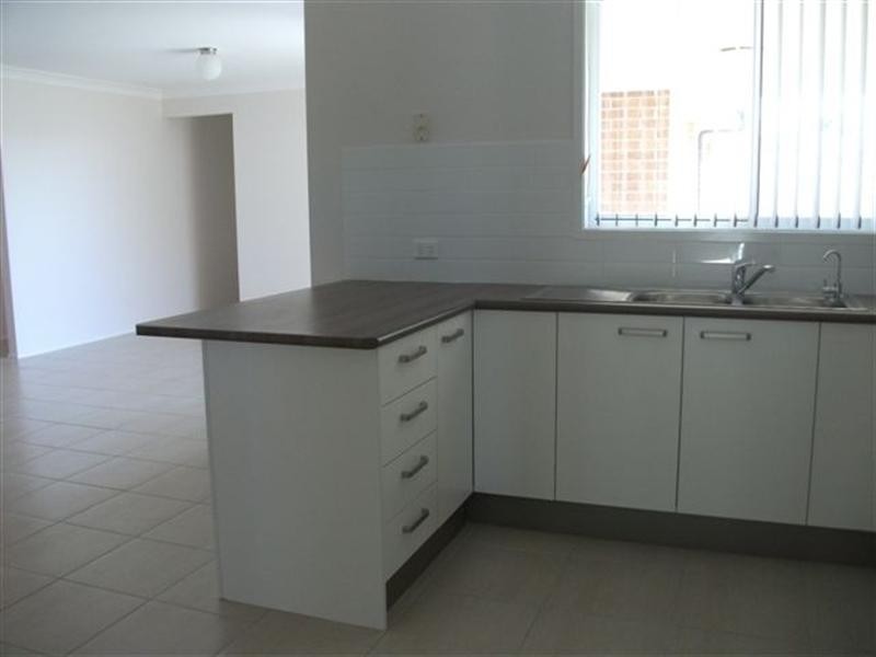 8 Riveroak Road, Worrigee NSW 2540