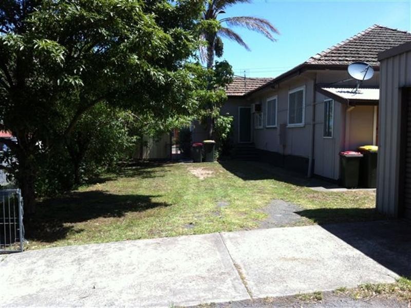 13B Cambewarra Road, Bomaderry NSW 2541