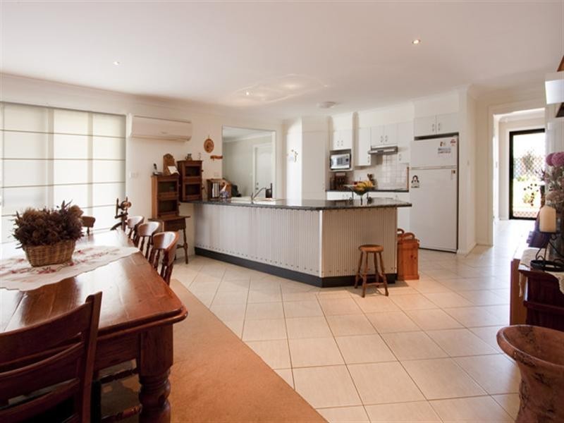 21 Mountain Ash Place, Worrigee NSW 2540