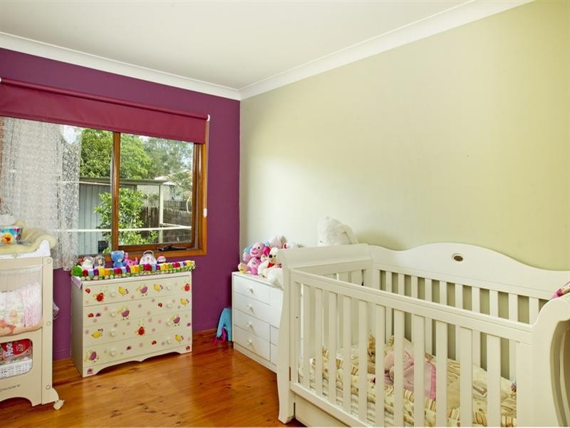 7 Jasmine Drive, Bomaderry NSW 2541