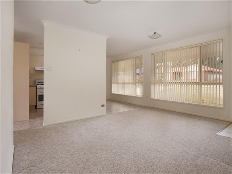 8 Denbigh Place, South Nowra NSW 2541