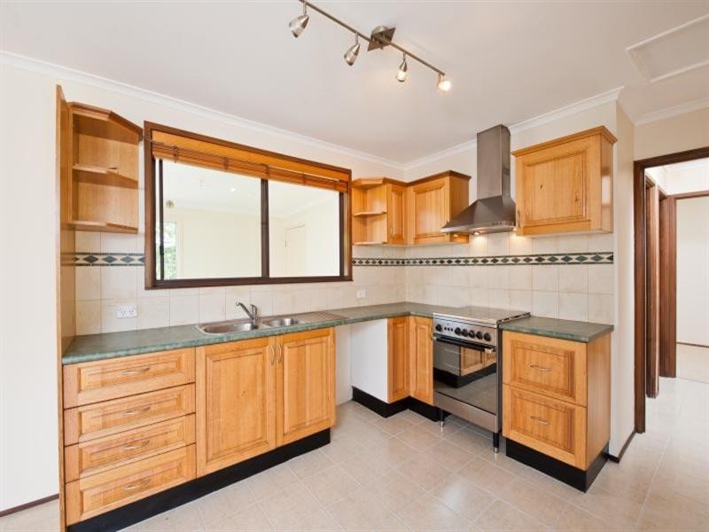 6 Jarrett Place, North Nowra NSW 2541