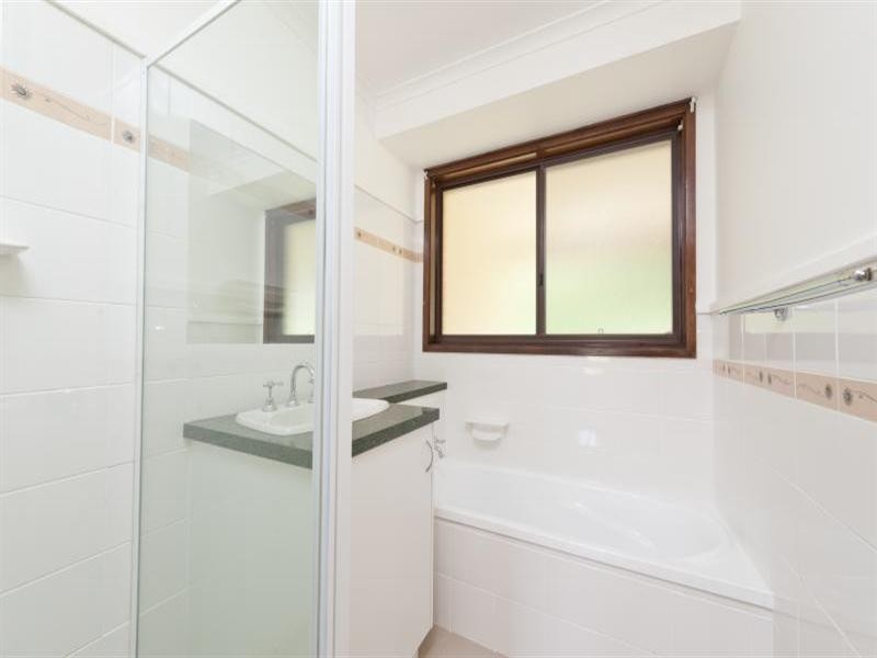 6 Jarrett Place, North Nowra NSW 2541