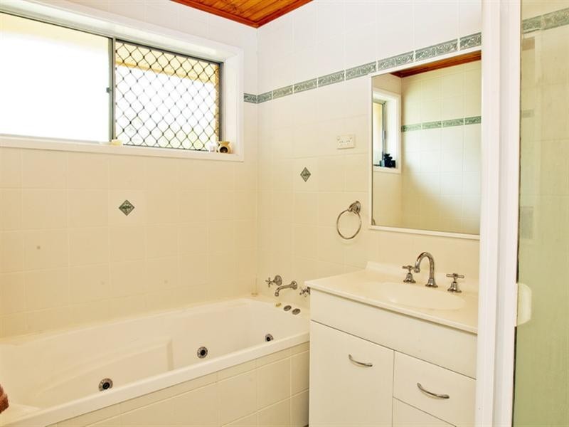 49 Park Road, Nowra NSW 2541