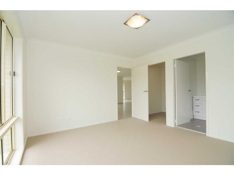 62 Sophia Road, Worrigee NSW 2540