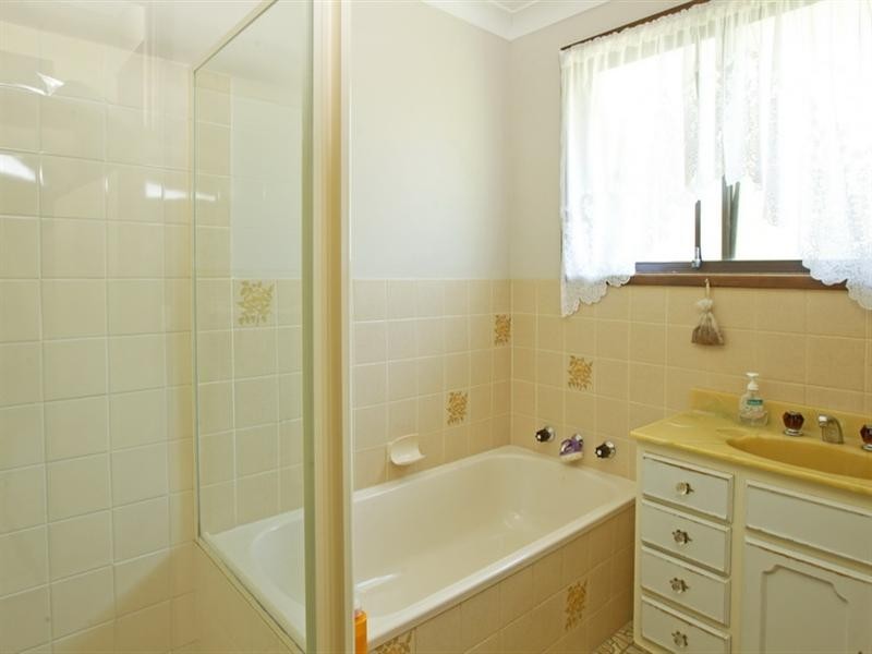 22 Maybern Close, North Nowra NSW 2541