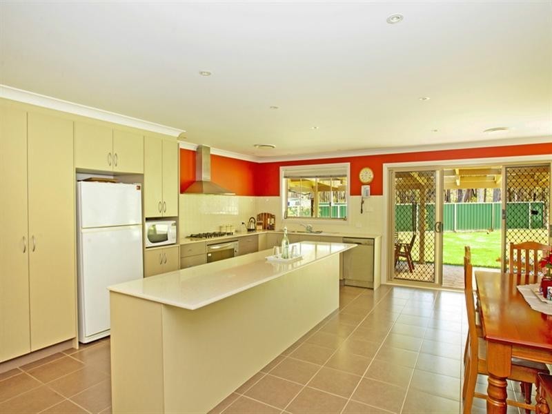 27 Barden Close, Callala Bay NSW 2540