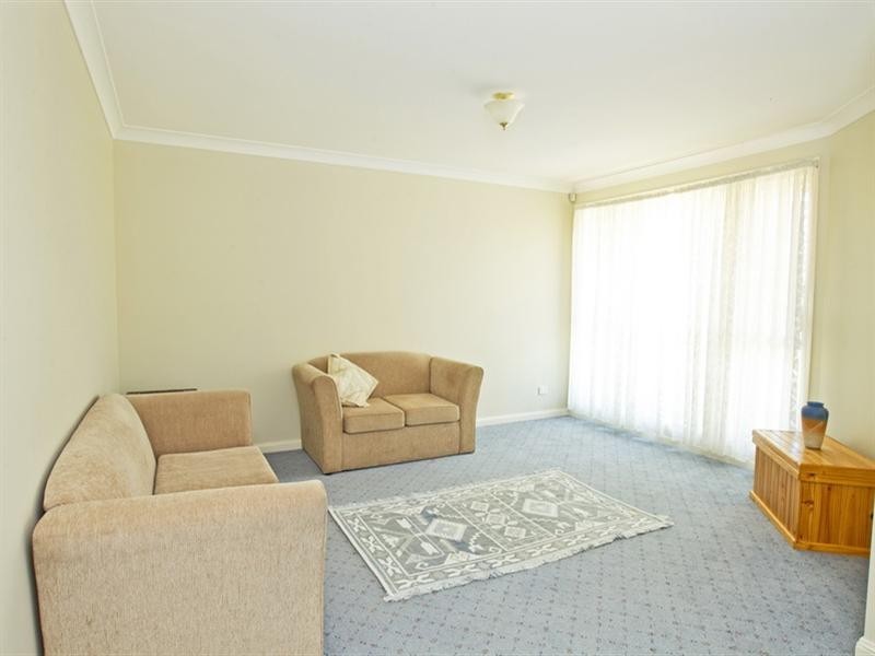 35 Robinia Way, Worrigee NSW 2540