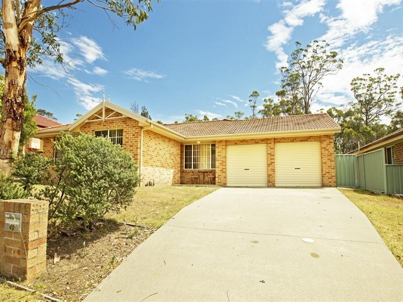40 Lydon Crescent, West Nowra NSW 2541