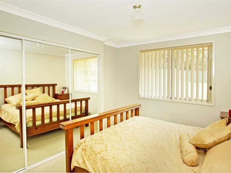 40 Lydon Crescent, West Nowra NSW 2541