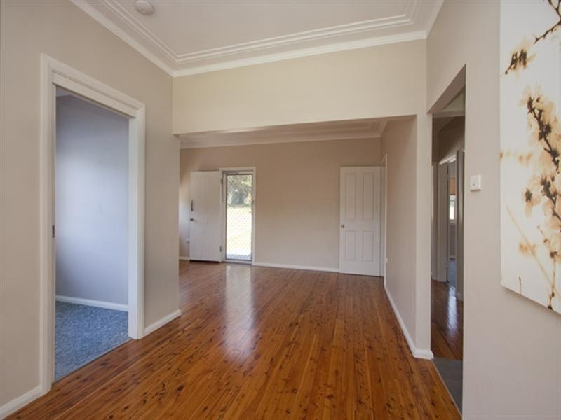 95 Moss Street, Nowra NSW 2541