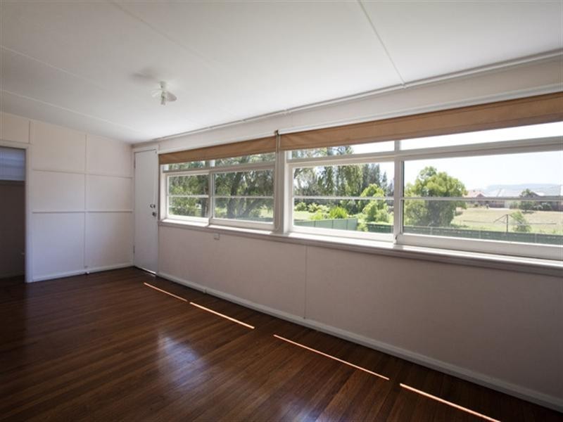 95 Moss Street, Nowra NSW 2541