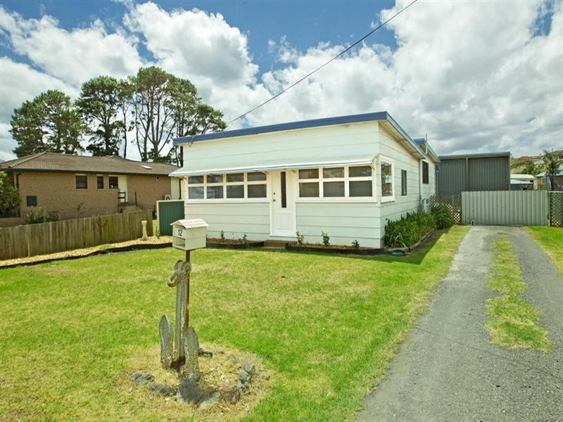 12 West Street, Greenwell Point NSW 2540