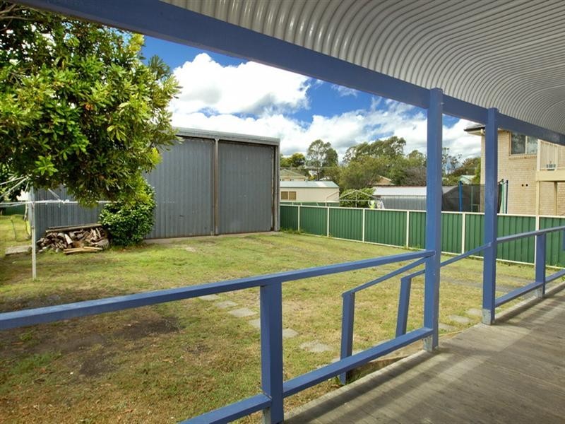 12 West Street, Greenwell Point NSW 2540