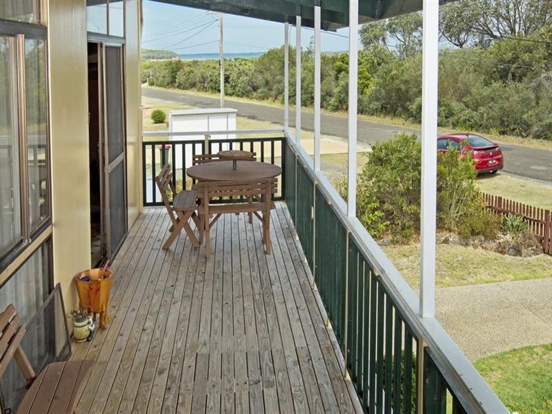 4 Greenway Road, Callala Beach NSW 2540