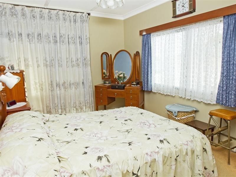 4 Greenway Road, Callala Beach NSW 2540