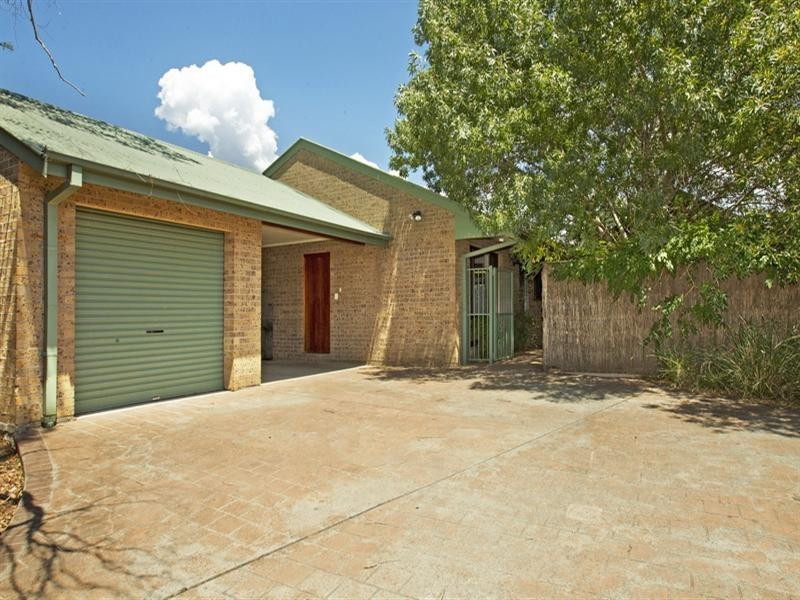 5 Mayfair Court, Bomaderry NSW 2541