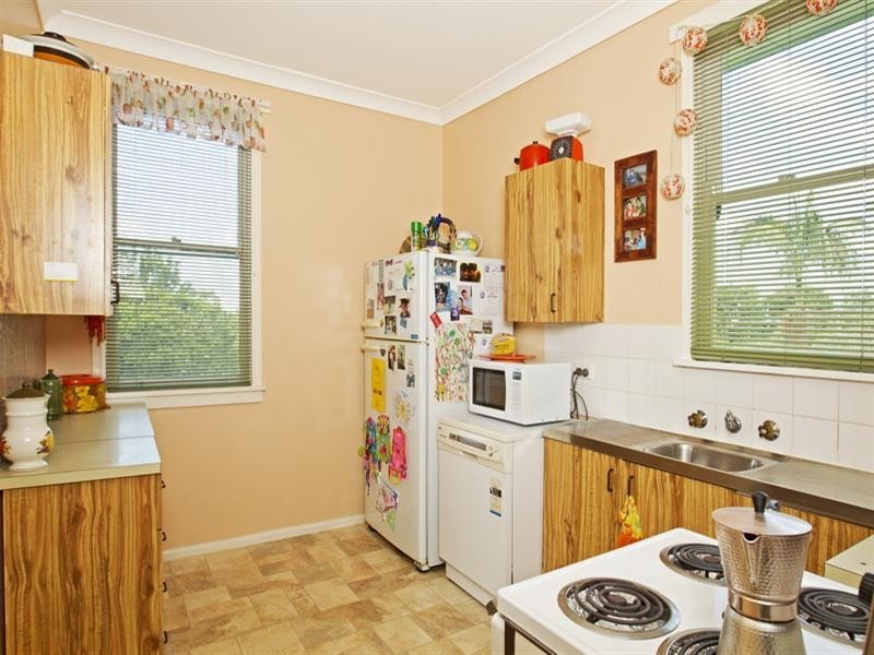 22 Tanang Street, Bomaderry NSW 2541