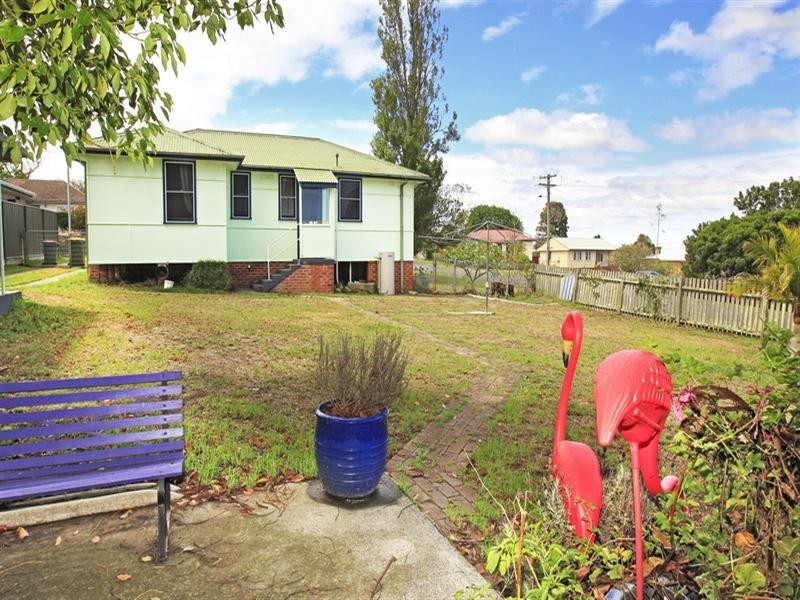 22 Tanang Street, Bomaderry NSW 2541