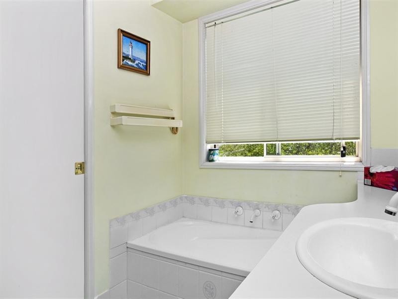 130 Old Southern Road, Worrigee NSW 2540