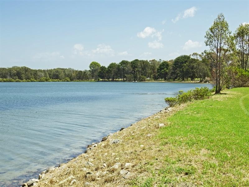 17 Crookhaven Drive, Greenwell Point NSW 2540