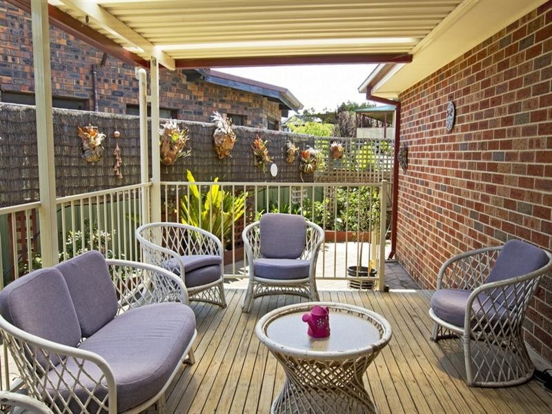 17 Crookhaven Drive, Greenwell Point NSW 2540
