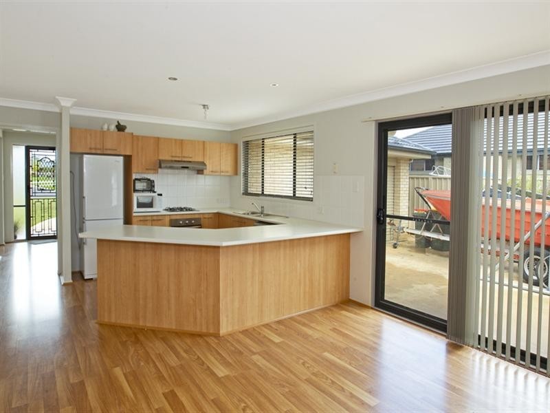 57 Sophia Road, Worrigee NSW 2540