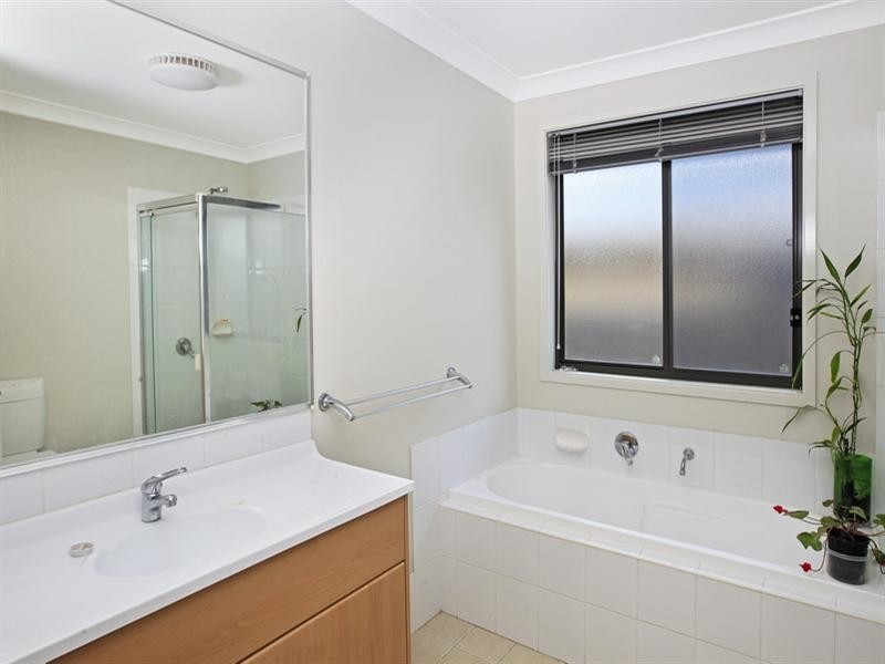 57 Sophia Road, Worrigee NSW 2540