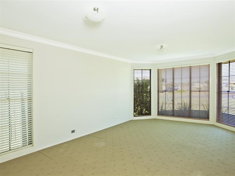 57 Sophia Road, Worrigee NSW 2540