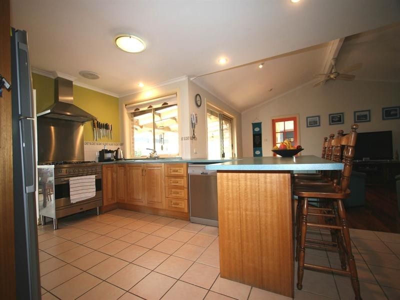 2 Church Street, Greenwell Point NSW 2540