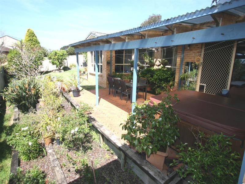 2 Church Street, Greenwell Point NSW 2540