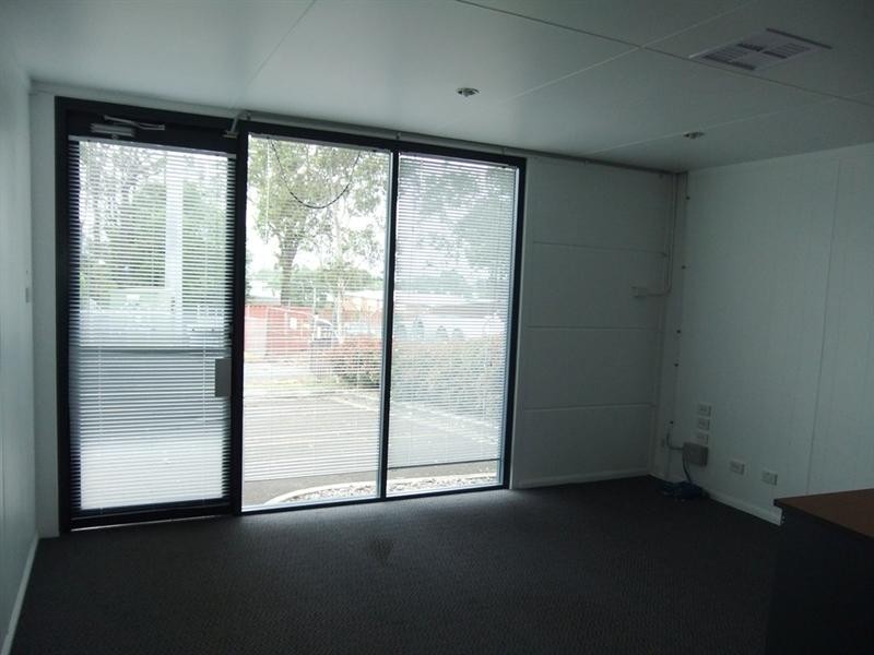 3/5 Gesham Way, Bomaderry NSW 2541
