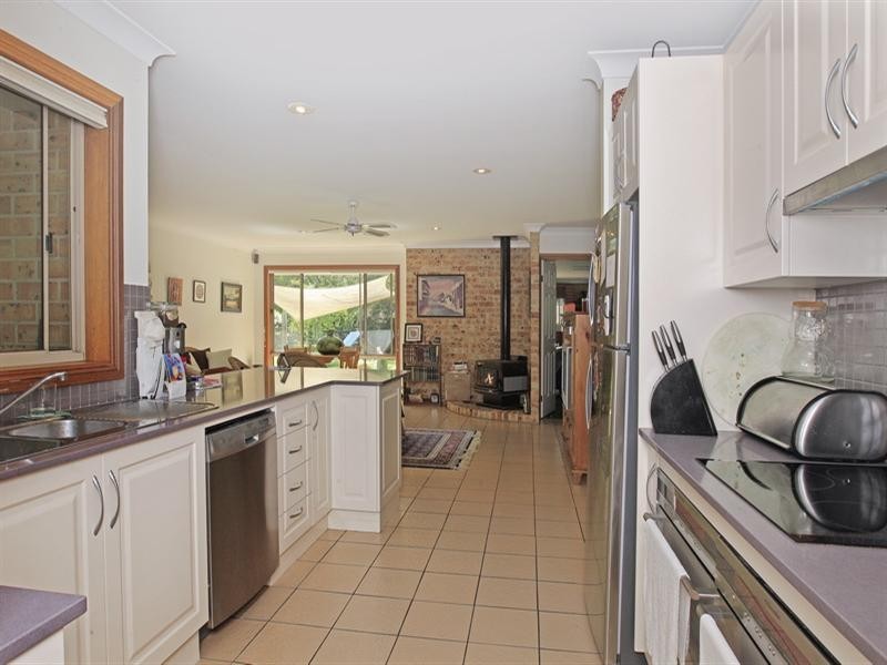 3 Koloona Drive, Tapitallee NSW 2540