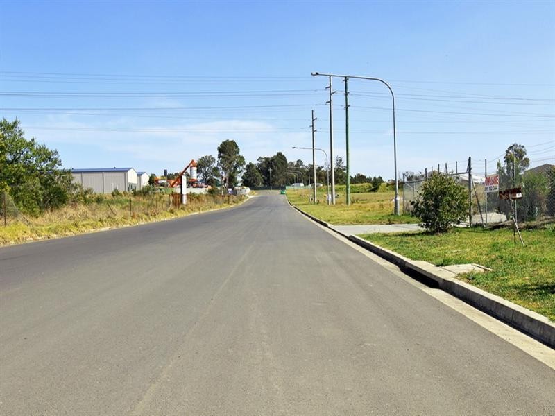 28 Tom Thumb Avenue, South Nowra NSW 2541