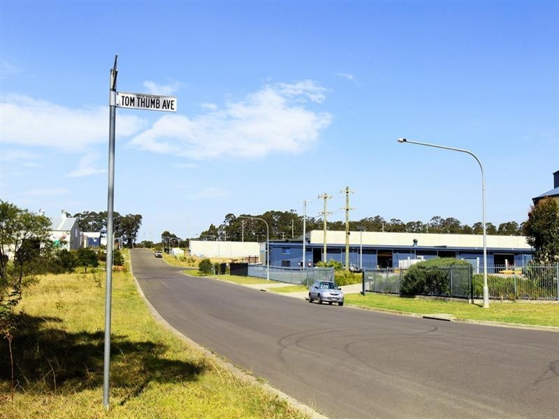 28 Tom Thumb Avenue, South Nowra NSW 2541