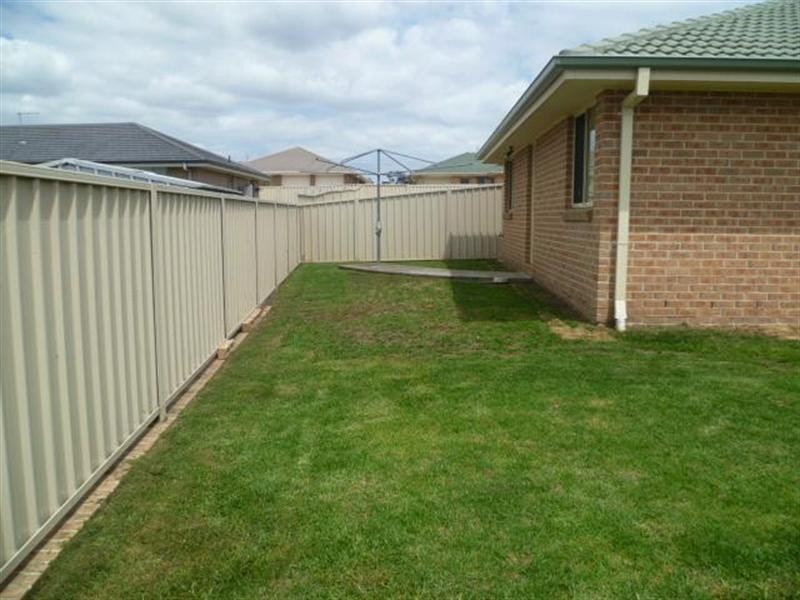 52 Peppermint Drive, Worrigee NSW 2540