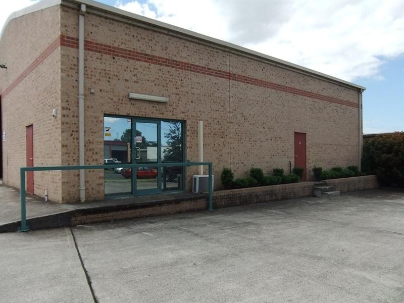 2/23 Concorde Way, Bomaderry NSW 2541