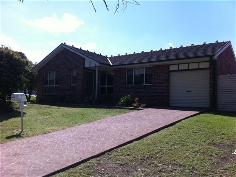 11 Isa Road, Worrigee NSW 2540