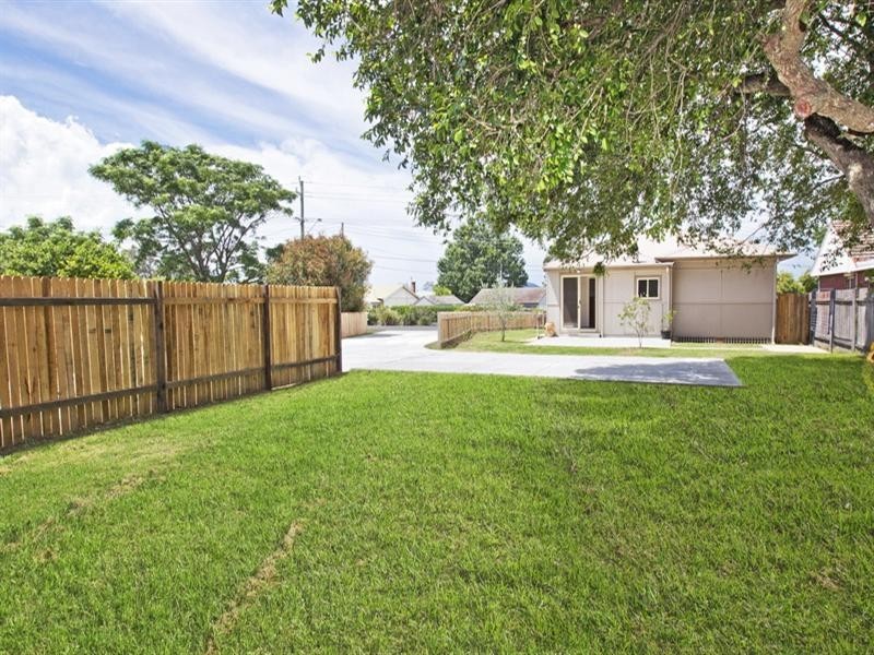 435 Princes Highway, Bomaderry NSW 2541