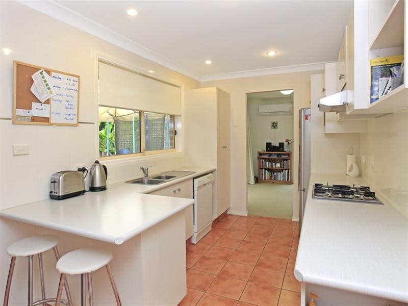 6 Murrell Place, North Nowra NSW 2541