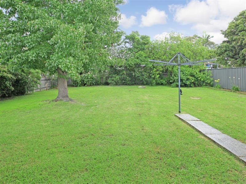 17 Tallayang Street, Bomaderry NSW 2541