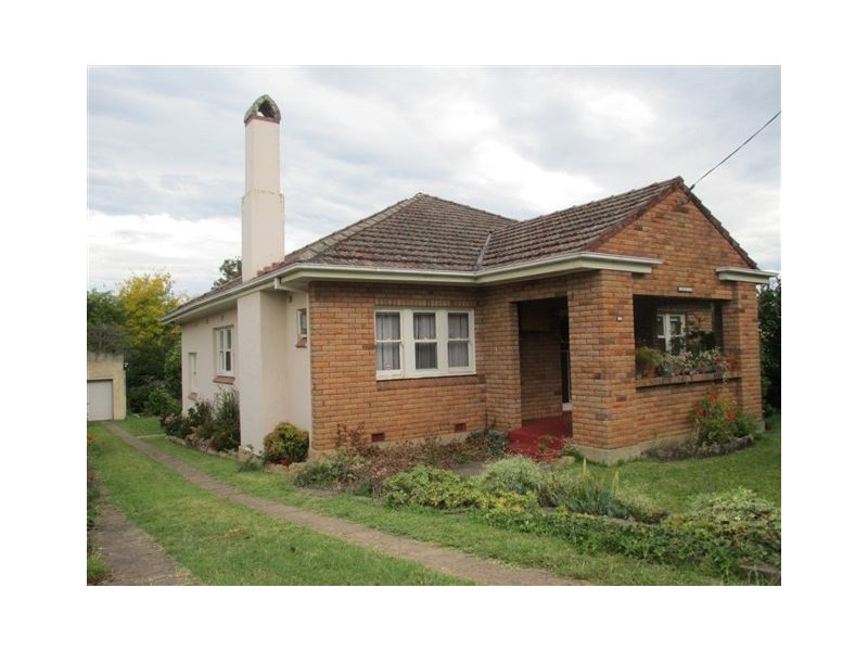 166 Kinghorne Street, Nowra NSW 2541