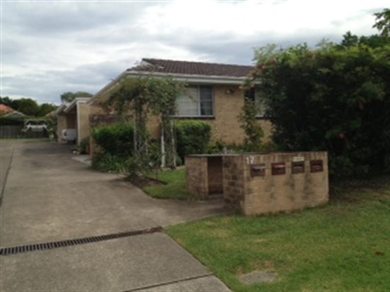 2/17 Coomea Street, Bomaderry NSW 2541