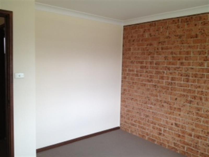 2/17 Coomea Street, Bomaderry NSW 2541